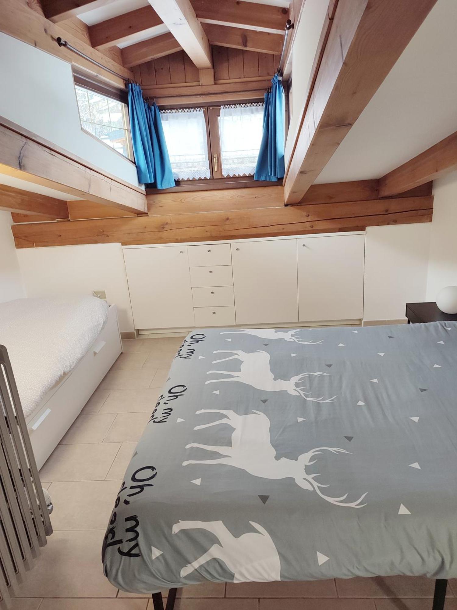 Appartamento Con Giardino Carisolo Luaran gambar