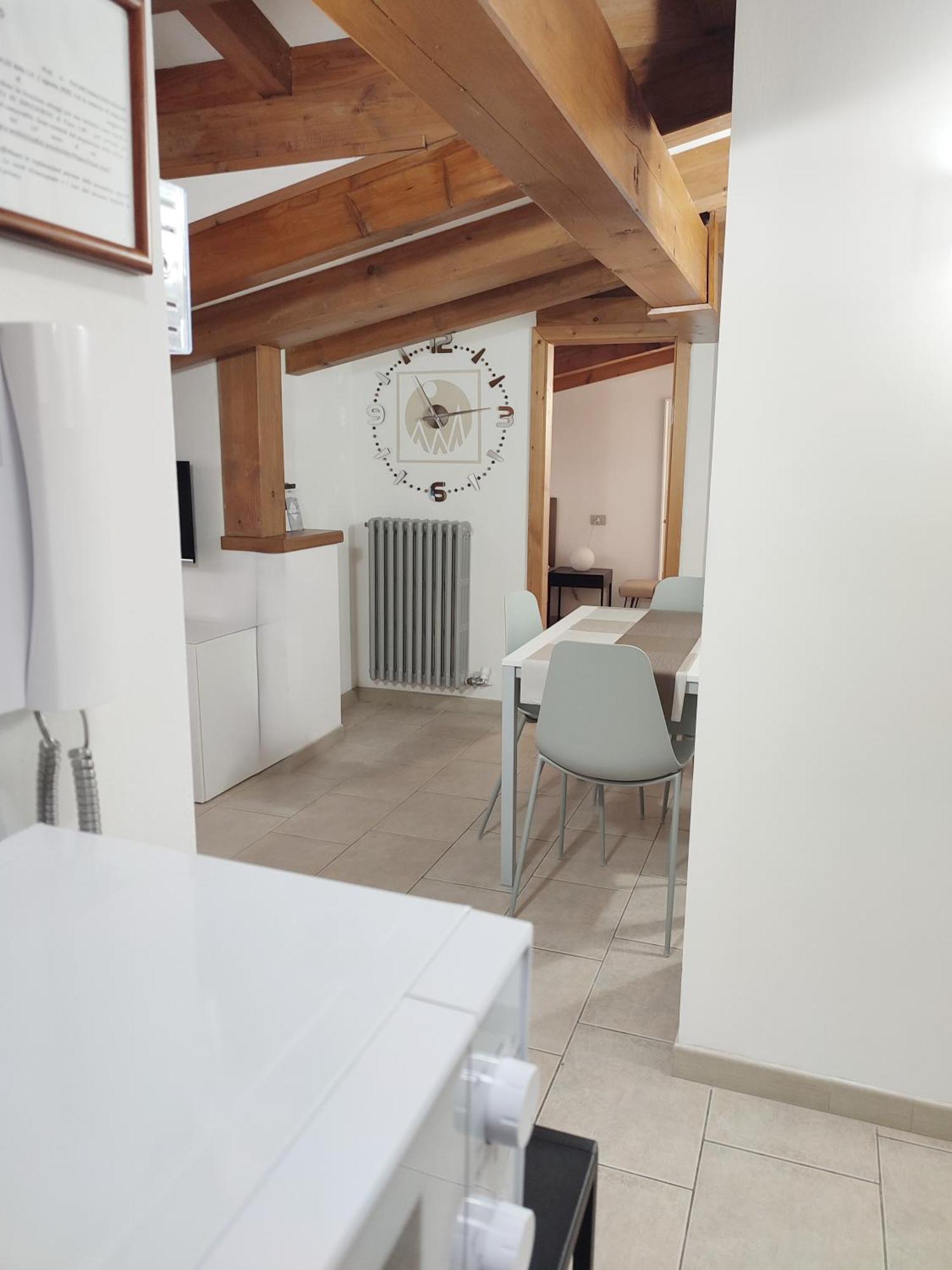 Appartamento Con Giardino Carisolo Luaran gambar